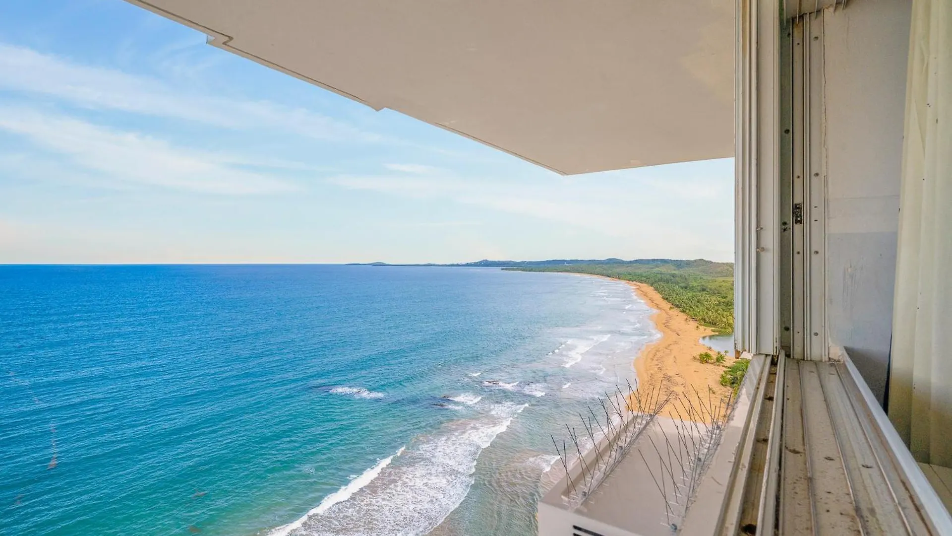 Ocean Front Amazing View - Sandy Hills Luquillo Puerto Rico